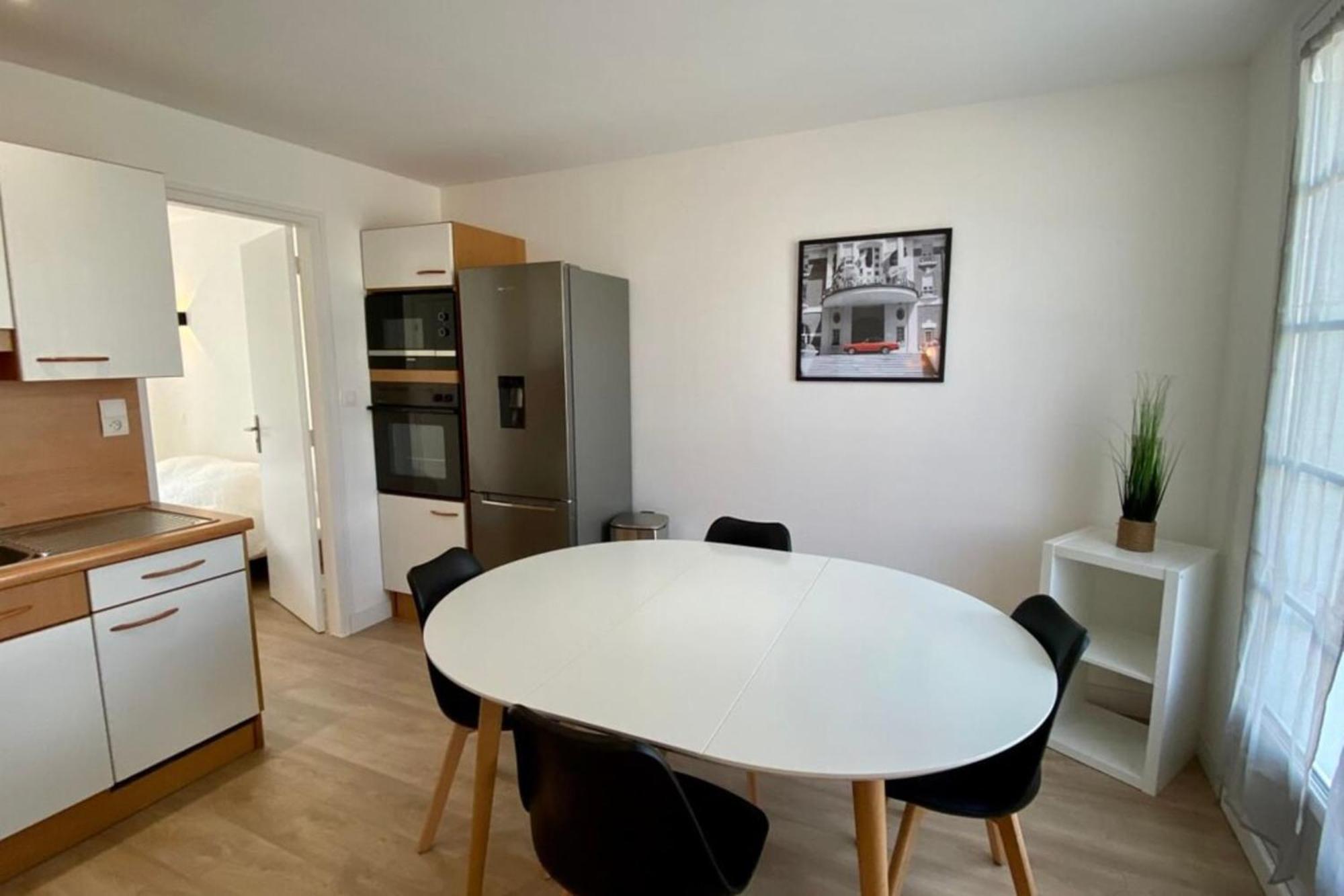 2-Bedroom Apartment For 4 People Near The Beach 멜리몽-플라주 외부 사진